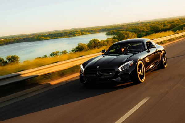 Creating the ultimate indoor-outdoor kitchen blend for unforgettable entertaining experiences