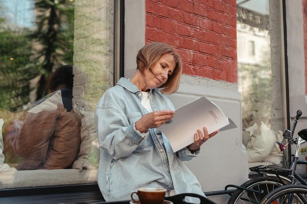 Discover the flavorful magic of baked cod with a zingy lemon-parsley crust